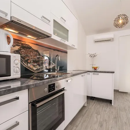 Maza Apartmán *