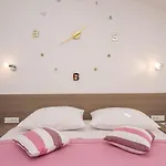Maza Lägenhet *